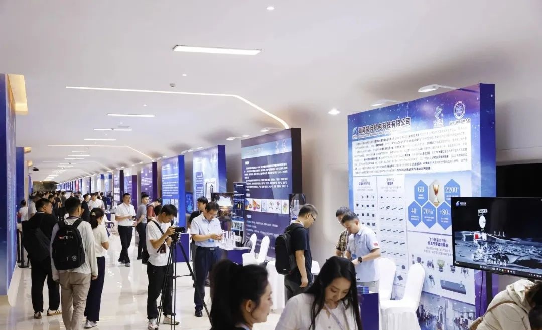 增速22.8%！長春新區(qū)服務(wù)業(yè)強(qiáng)勢領(lǐng)跑“上半場”，網(wǎng)絡(luò)經(jīng)濟(jì)貢獻(xiàn)突出